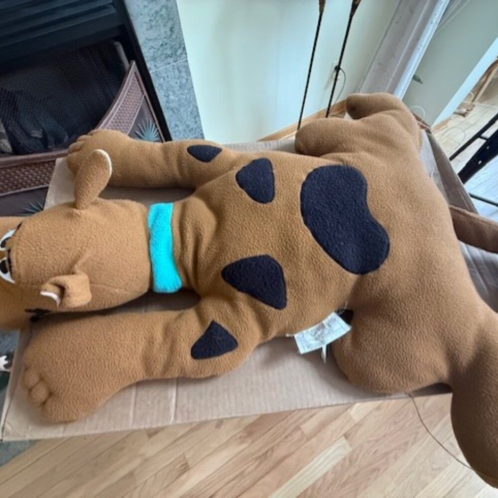 Scooby Doo 1998 36” Flat Laying Jumbo Plush Pillow Cartoon Network Vintage - Picture 4 of 10